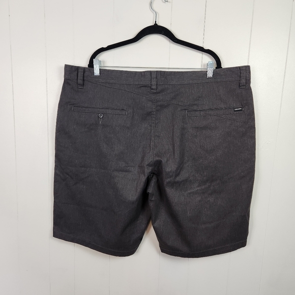 Volcom Mens 10" Flat Front Shorts Gray Size 44 - Picture 2 of 8